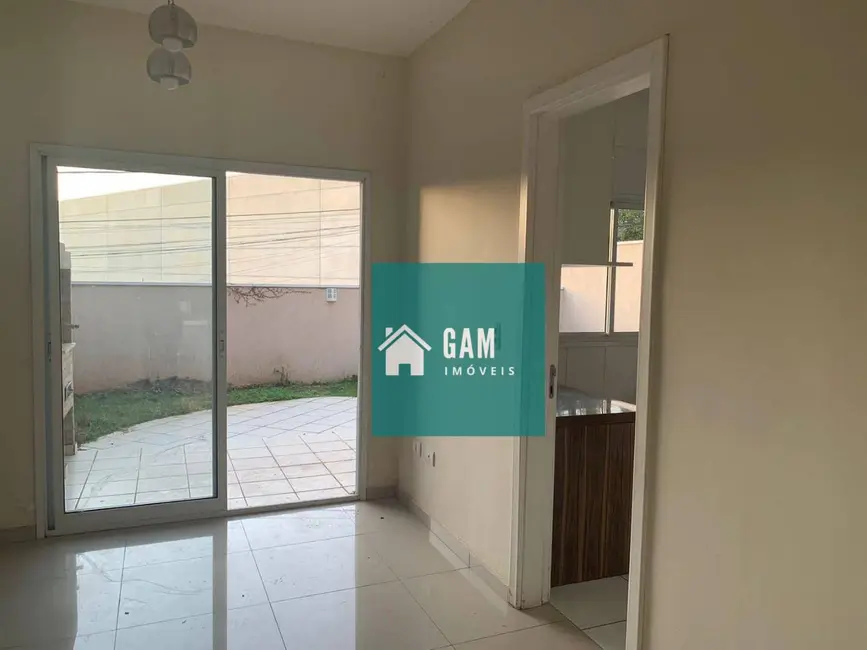 Foto 9 de Sobrado com 3 quartos à venda, 180m2 em Jardim Rebelato, Cotia - SP