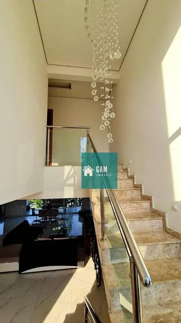 Foto 8 de Sobrado com 4 quartos à venda, 515m2 em Chácara dos Lagos, Carapicuiba - SP