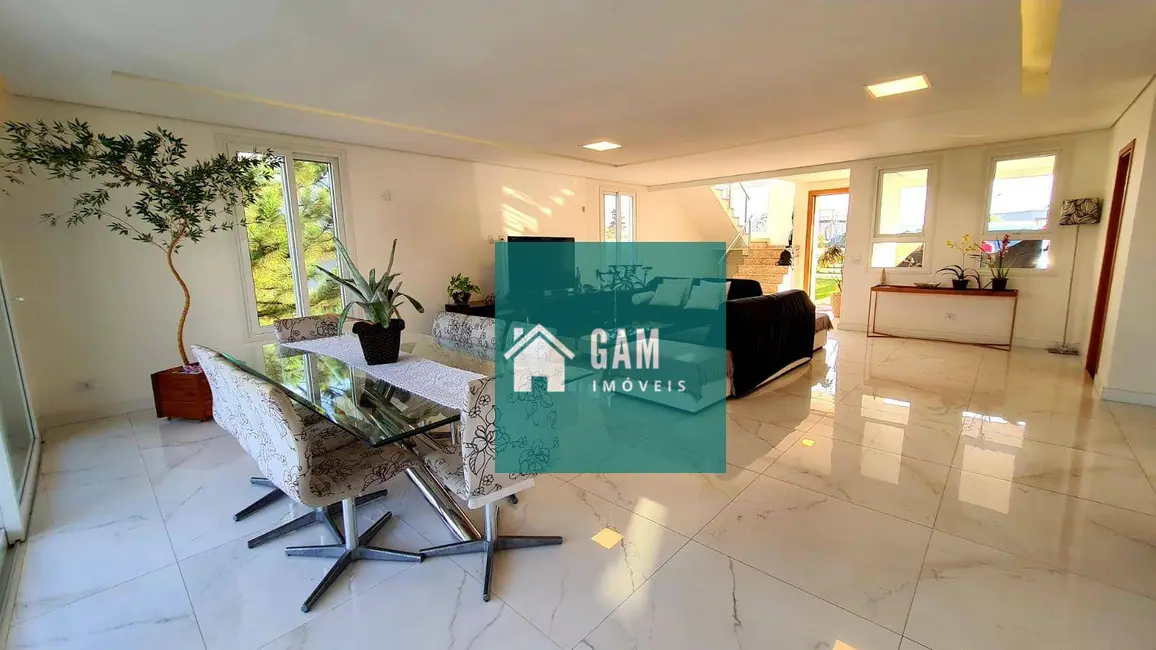 Foto 4 de Sobrado com 4 quartos à venda, 515m2 em Chácara dos Lagos, Carapicuiba - SP