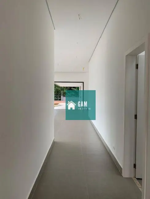 Casa de Condomínio com 3 quartos à venda, 693m2 em Chácara dos Lagos, Carapicuiba - SP - imagem 5 Foto 5 de Casa de Condomínio com 3 quartos à venda, 693m2 em Chácara dos Lagos, Carapicuiba - SP