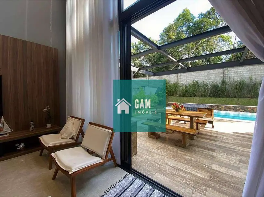 Foto 8 de Sobrado com 4 quartos à venda, 584m2 em Chácara dos Lagos, Carapicuiba - SP