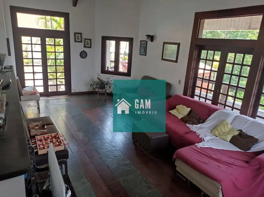 Casa de Condomínio com 4 quartos à venda, 1000m2 em Altos de São Fernando, Jandira - SP - imagem 5 Foto 5 de Casa de Condomínio com 4 quartos à venda, 1000m2 em Altos de São Fernando, Jandira - SP
