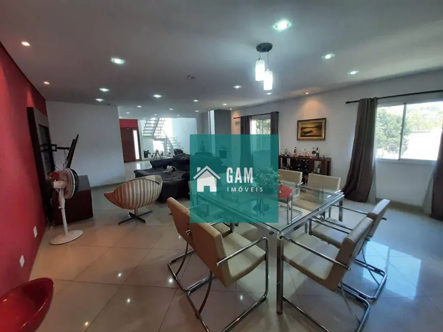 Foto 8 de Sobrado com 4 quartos à venda, 760m2 em Parque Rincão, Cotia - SP