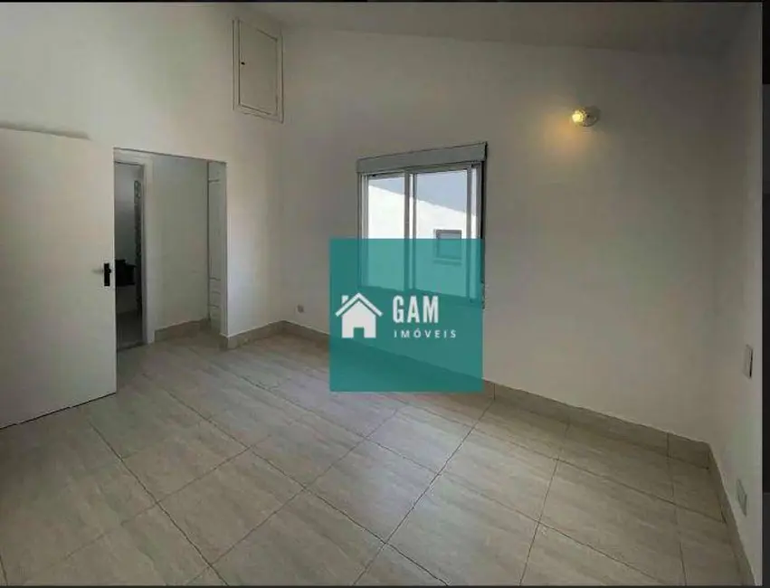 Casa de Condomínio com 5 quartos à venda e para alugar, 360m2 em São Paulo II, Cotia - SP - imagem 9 Foto 9 de Casa de Condomínio com 5 quartos à venda e para alugar, 360m2 em São Paulo II, Cotia - SP