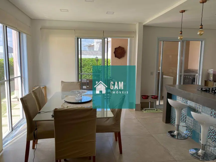 Foto 8 de Sobrado com 3 quartos à venda, 250m2 em Pitas, Cotia - SP