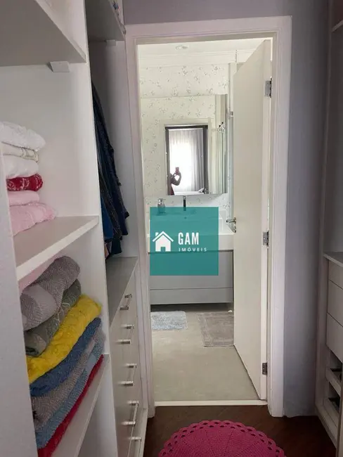 Sobrado com 3 quartos à venda, 270m2 em Granja Viana, Cotia - SP - imagem 7 Foto 7 de Sobrado com 3 quartos à venda, 270m2 em Granja Viana, Cotia - SP