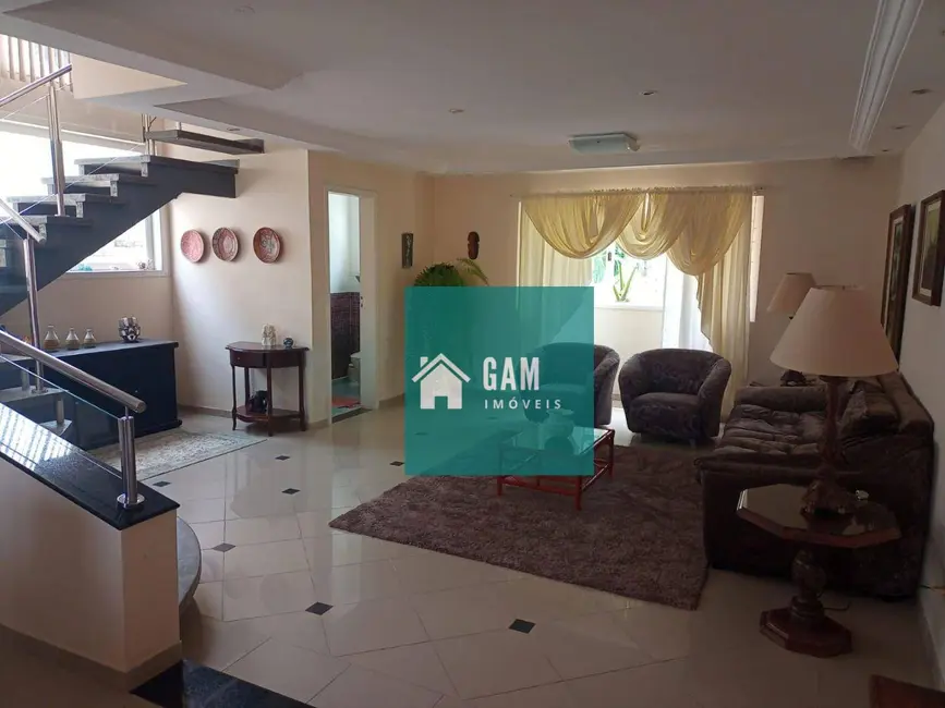 Foto 3 de Sobrado com 3 quartos à venda, 540m2 em Parque Dom Henrique, Cotia - SP