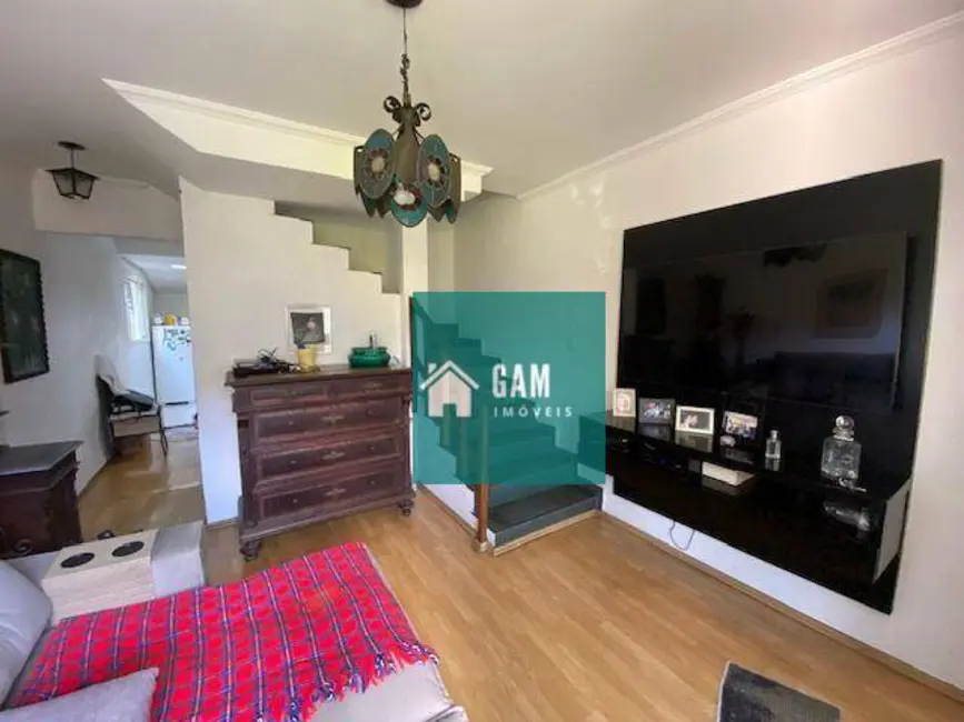 Foto 2 de Casa de Condomínio com 3 quartos à venda e para alugar, 125m2 em Chácara Pavoeiro, Cotia - SP