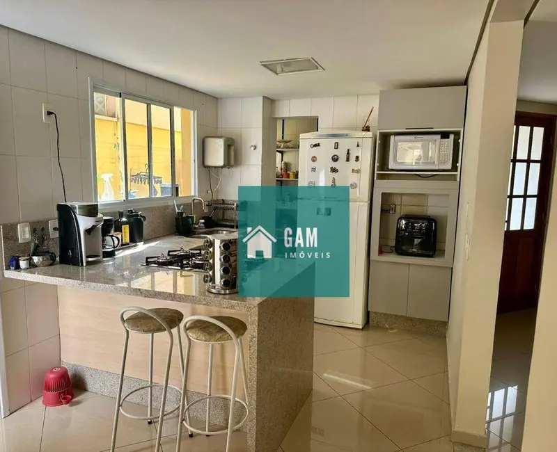 Foto 7 de Sobrado com 3 quartos à venda, 250m2 em Jardim Colibri, Cotia - SP