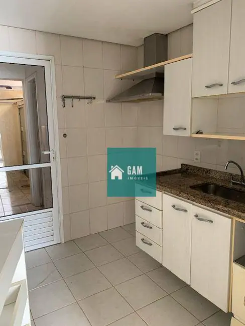 Sobrado com 3 quartos à venda, 125m2 em Granja Viana, Cotia - SP - imagem 8 Foto 8 de Sobrado com 3 quartos à venda, 125m2 em Granja Viana, Cotia - SP