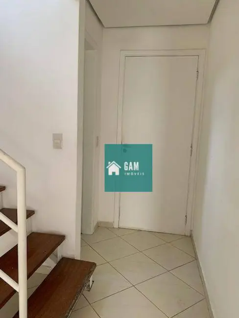 Sobrado com 3 quartos à venda, 125m2 em Granja Viana, Cotia - SP - imagem 2 Foto 2 de Sobrado com 3 quartos à venda, 125m2 em Granja Viana, Cotia - SP
