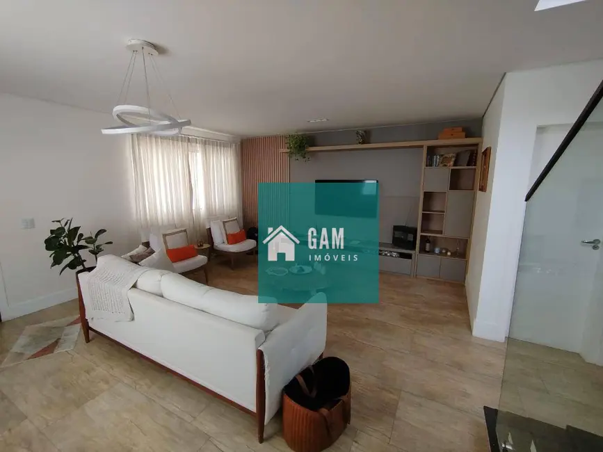 Foto 3 de Sobrado com 3 quartos à venda, 252m2 em Pitas, Cotia - SP