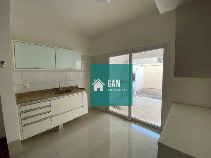 Foto 8 de Sobrado com 3 quartos à venda, 120m2 em Chácara Pavoeiro, Cotia - SP