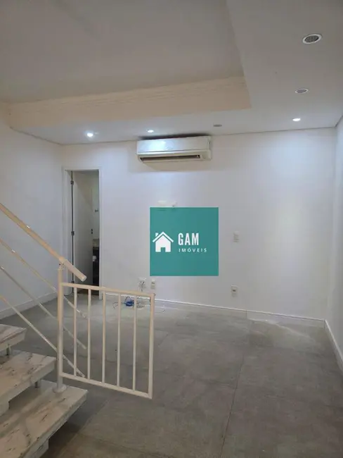 Foto 2 de Sobrado com 3 quartos à venda e para alugar, 120m2 em Granja Viana, Cotia - SP