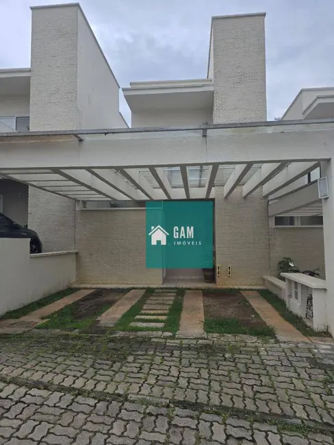 Foto 1 de Sobrado com 3 quartos à venda e para alugar, 120m2 em Granja Viana, Cotia - SP
