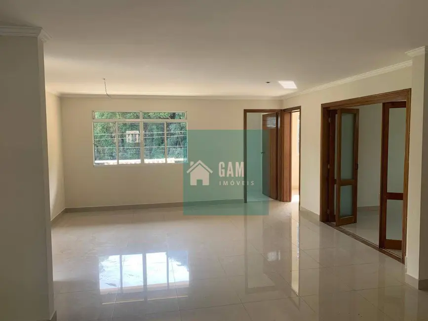 Foto 2 de Chácara com 4 quartos à venda, 800m2 em Jardim San Ressore (Caucaia do Alto), Cotia - SP