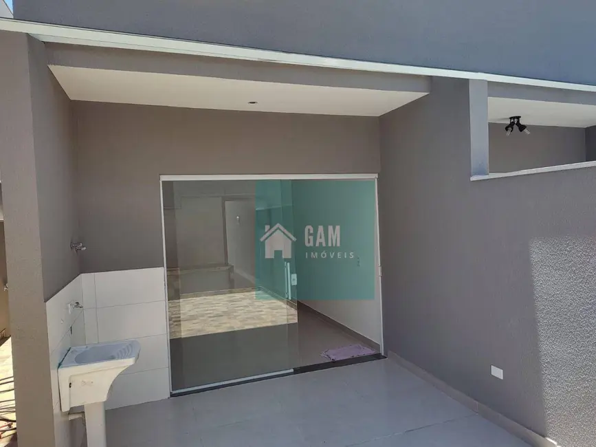 Foto 2 de Sobrado com 3 quartos à venda e para alugar, 125m2 em Jardim Rio das Pedras, Cotia - SP