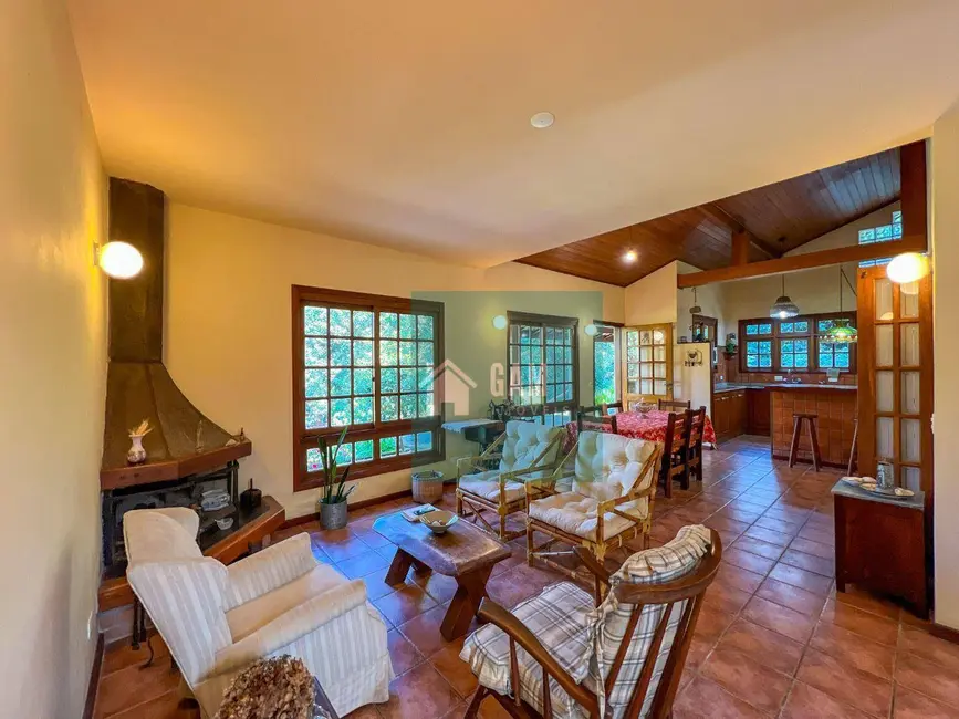 Foto 2 de Casa de Condomínio com 3 quartos à venda, 2870m2 em Paisagem Renoir, Cotia - SP