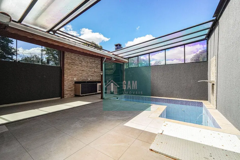 Foto 1 de Sobrado com 3 quartos à venda, 209m2 em Jardim Colibri, Cotia - SP