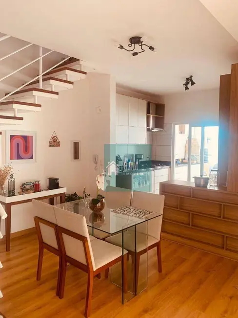 Foto 3 de Casa de Condomínio com 3 quartos à venda, 130m2 em Chácara Pavoeiro, Cotia - SP