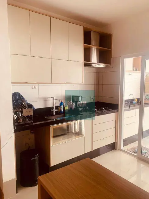 Foto 8 de Casa de Condomínio com 3 quartos à venda, 130m2 em Chácara Pavoeiro, Cotia - SP