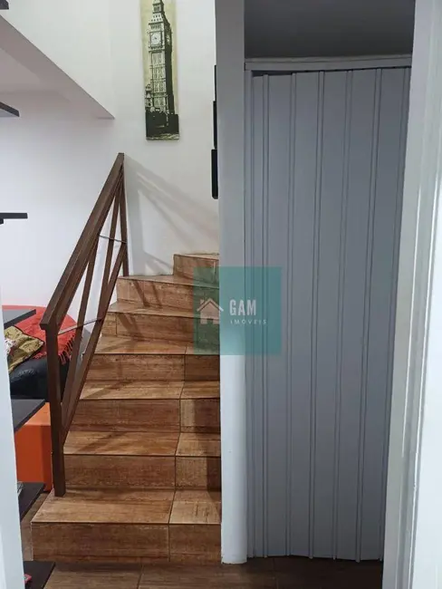 Foto 8 de Sobrado com 2 quartos à venda, 125m2 em Jardim Petrópolis, Cotia - SP