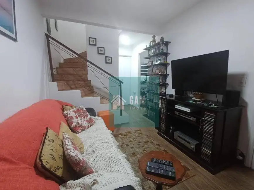 Foto 2 de Sobrado com 2 quartos à venda, 125m2 em Jardim Petrópolis, Cotia - SP