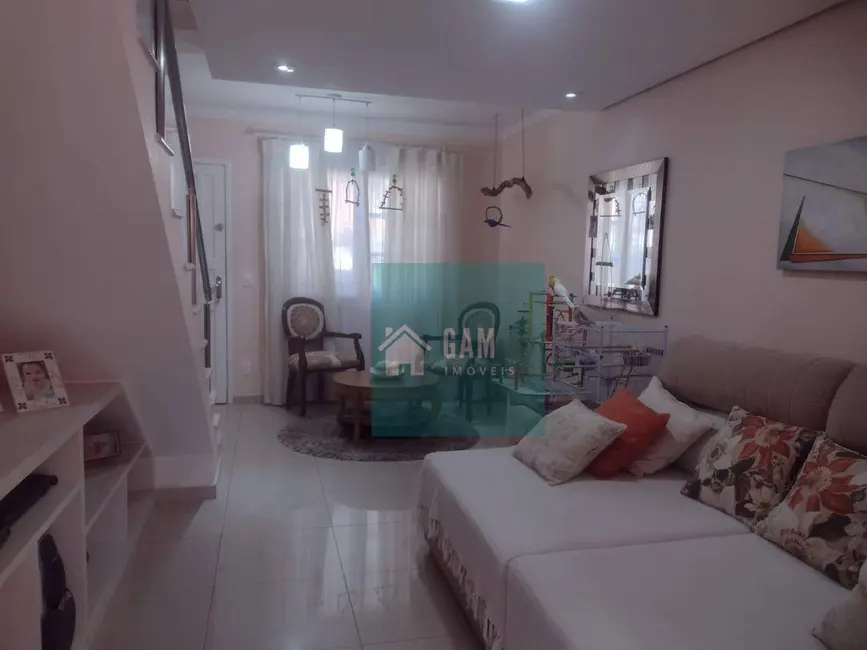 Foto 2 de Sobrado com 2 quartos à venda, 124m2 em Jardim Barbacena, Cotia - SP