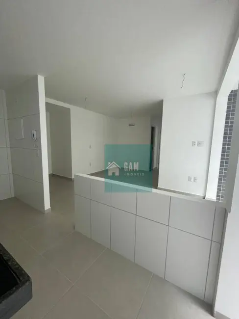 Apartamento com 2 quartos à venda e para alugar, 65m2 em Ponta Verde, Maceio - AL - imagem 4 Foto 4 de Apartamento com 2 quartos à venda e para alugar, 65m2 em Ponta Verde, Maceio - AL