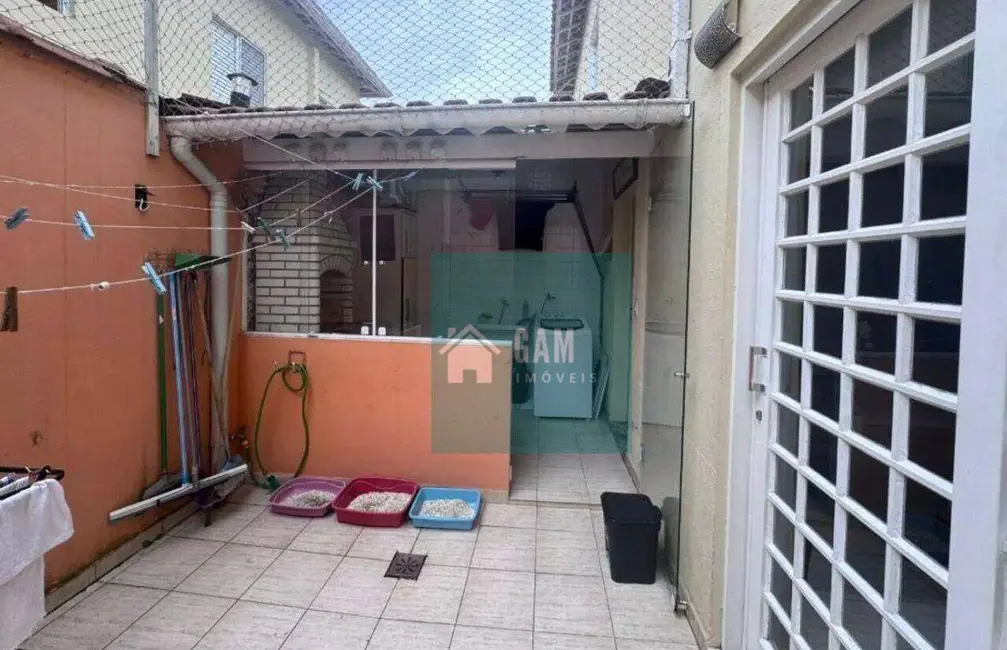 Sobrado com 2 quartos à venda, 120m2 em Cotia - SP - imagem 8 Foto 8 de Sobrado com 2 quartos à venda, 120m2 em Cotia - SP