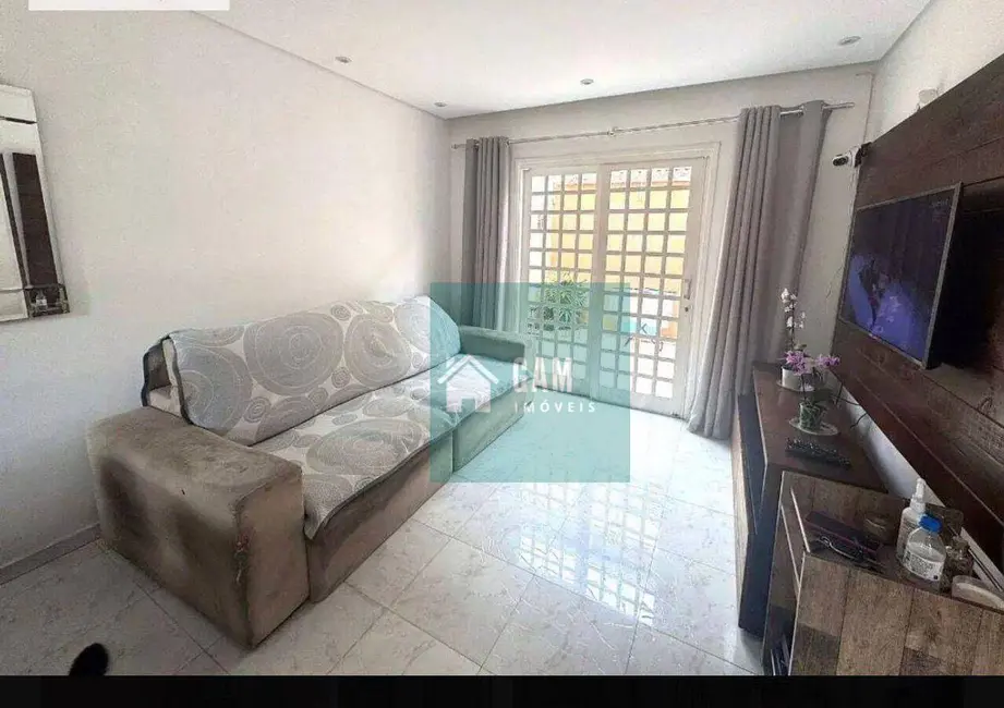 Sobrado com 2 quartos à venda, 120m2 em Cotia - SP - imagem 1 Foto 1 de Sobrado com 2 quartos à venda, 120m2 em Cotia - SP