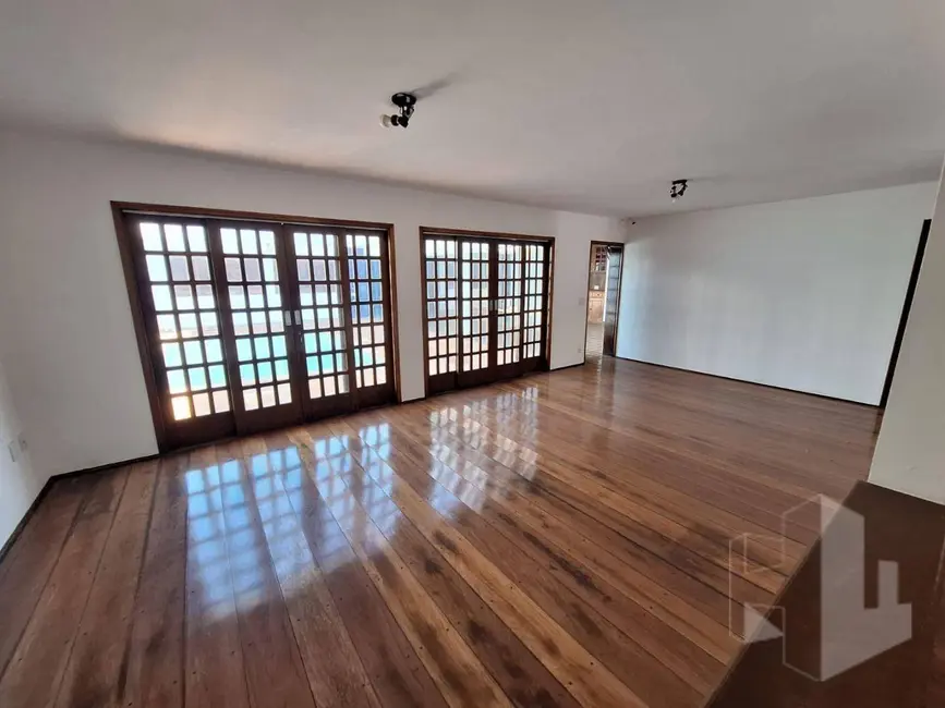 Foto 5 de Casa com 4 quartos à venda, 485m2 em Chácara Peccioli, Jau - SP