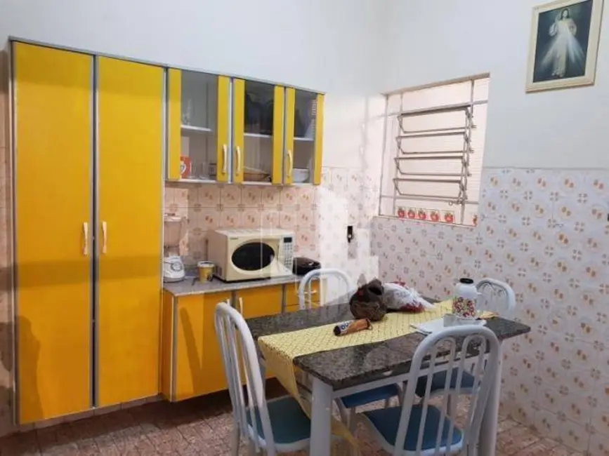 Casa com 2 quartos à venda, 360m2 em Vila Santa Maria, Jau - SP - imagem 1 Foto 1 de Casa com 2 quartos à venda, 360m2 em Vila Santa Maria, Jau - SP