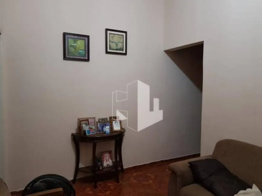 Casa com 2 quartos à venda, 360m2 em Vila Santa Maria, Jau - SP - imagem 2 Foto 2 de Casa com 2 quartos à venda, 360m2 em Vila Santa Maria, Jau - SP