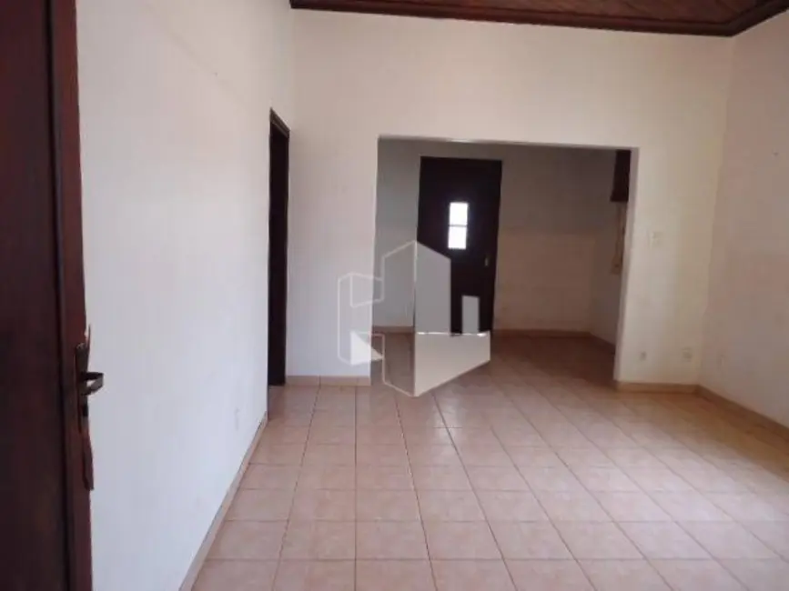 Foto 6 de Casa com 3 quartos à venda, 735m2 em Chácara Braz Miraglia, Jau - SP