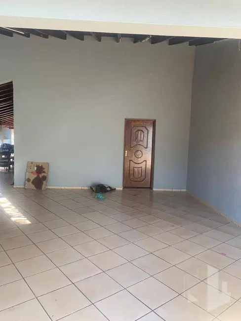 Foto 4 de Casa com 3 quartos à venda, 318m2 em Vila Brasil, Jau - SP