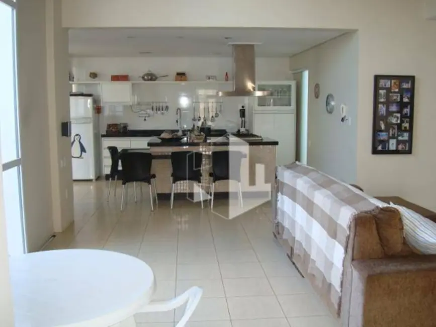 Casa com 2 quartos à venda, 330m2 em Jardim Maria Luiza II, Jau - SP - imagem 3 Foto 3 de Casa com 2 quartos à venda, 330m2 em Jardim Maria Luiza II, Jau - SP