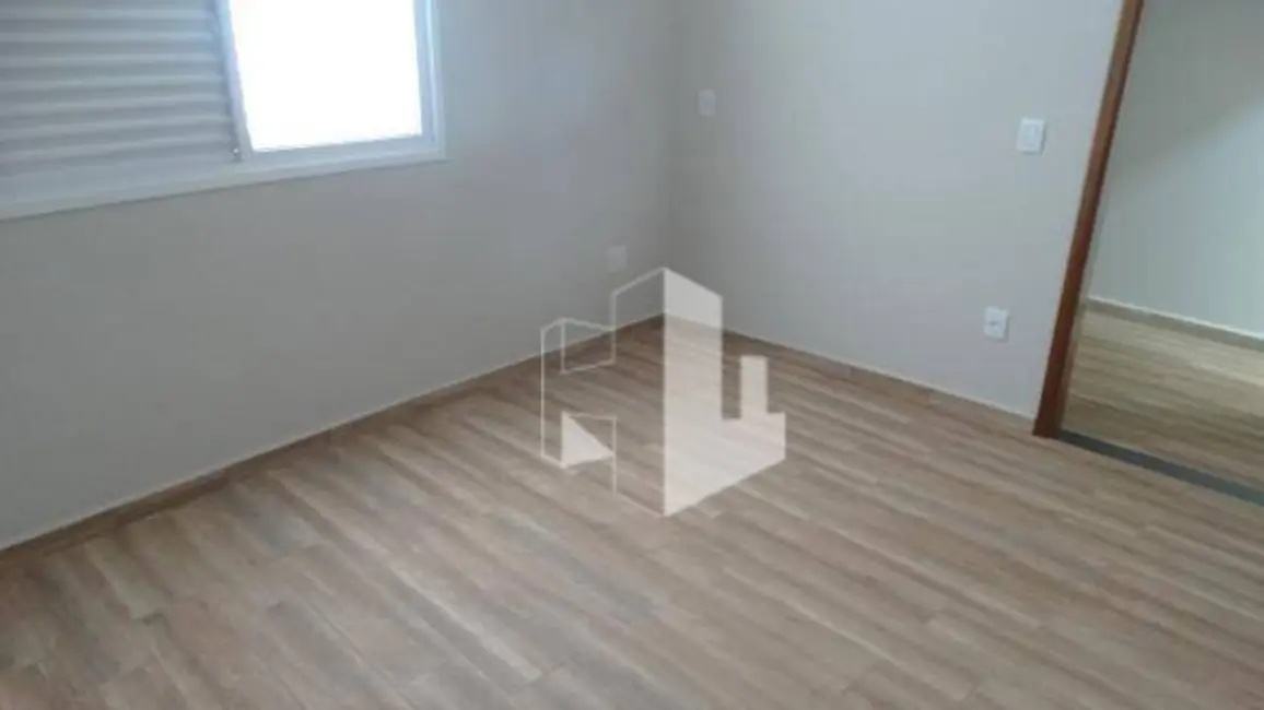 Foto 5 de Casa com 3 quartos para alugar, 262m2 em Jardim Dona Emília, Jau - SP