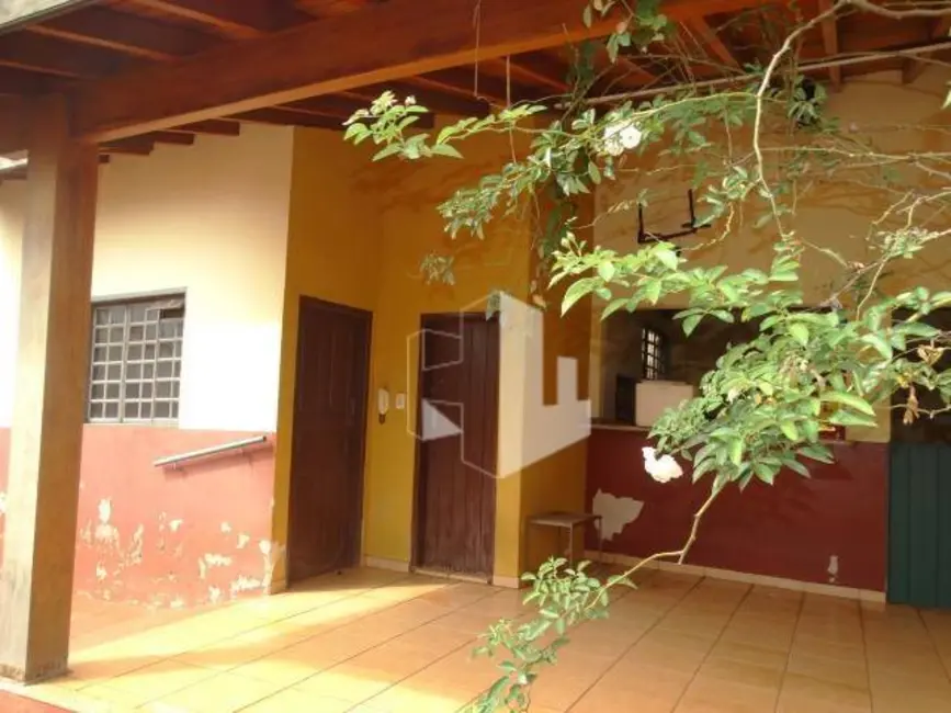 Foto 9 de Casa com 2 quartos à venda e para alugar, 360m2 em Centro, Jau - SP