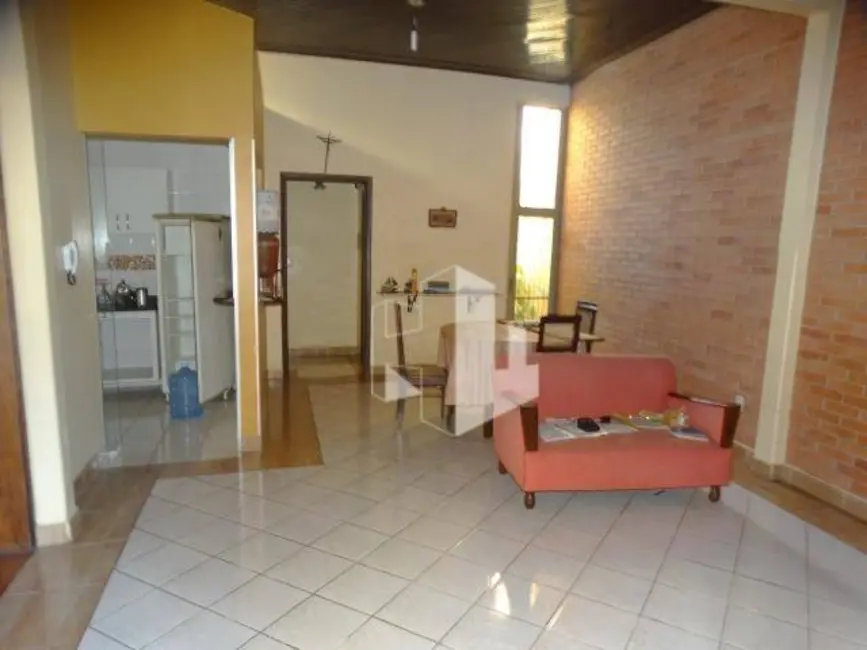 Foto 2 de Casa com 2 quartos à venda e para alugar, 360m2 em Centro, Jau - SP