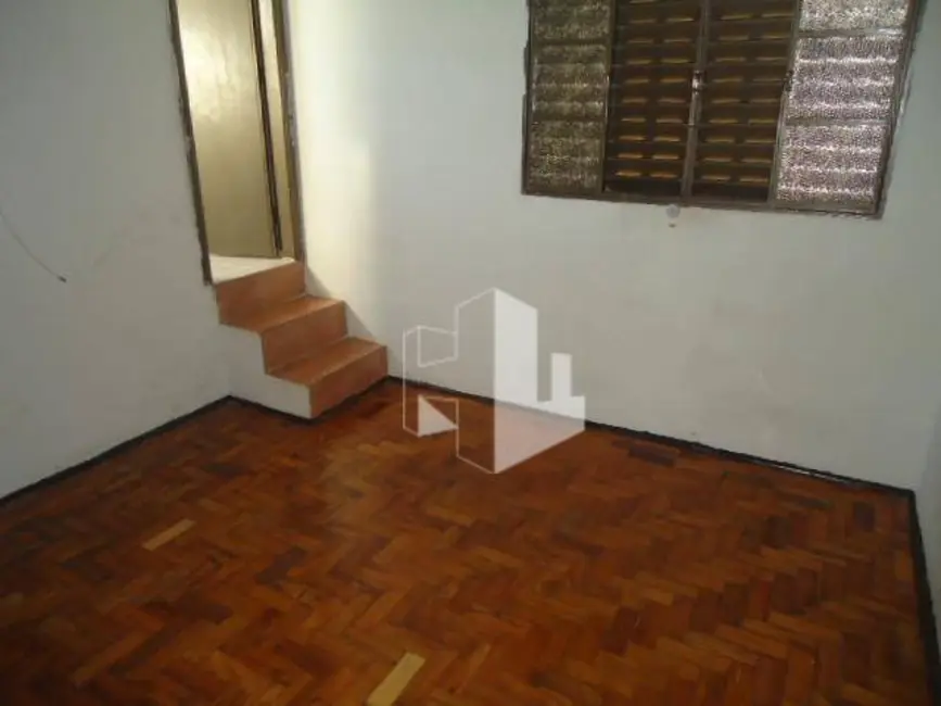 Foto 5 de Casa com 9 quartos à venda, 280m2 em Vila Ivan, Jau - SP