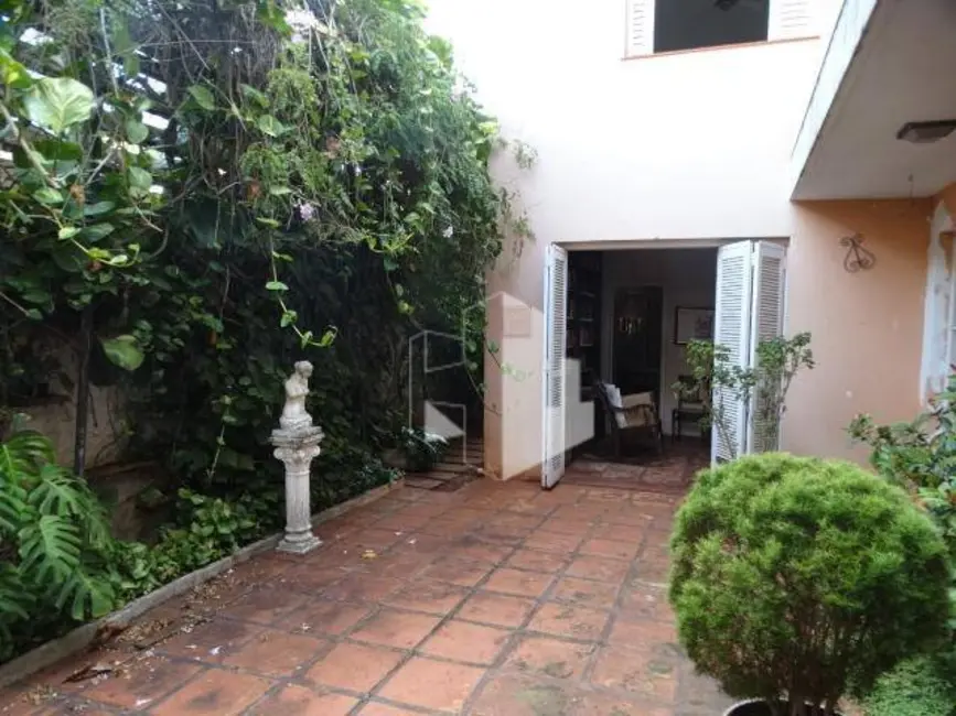 Foto 2 de Casa com 4 quartos à venda, 471m2 em Centro, Jau - SP