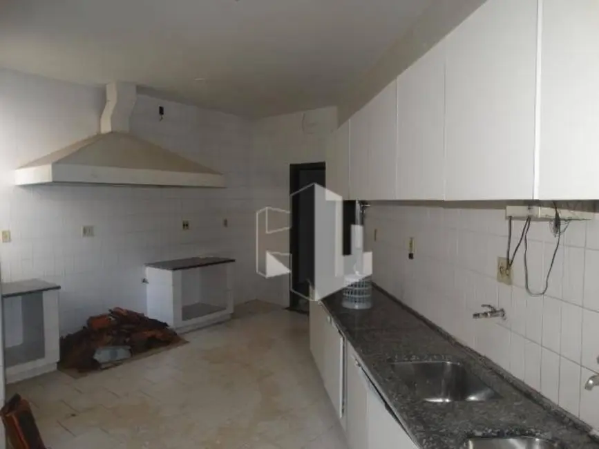 Foto 4 de Sala Comercial à venda e para alugar, 198m2 em Centro, Jau - SP