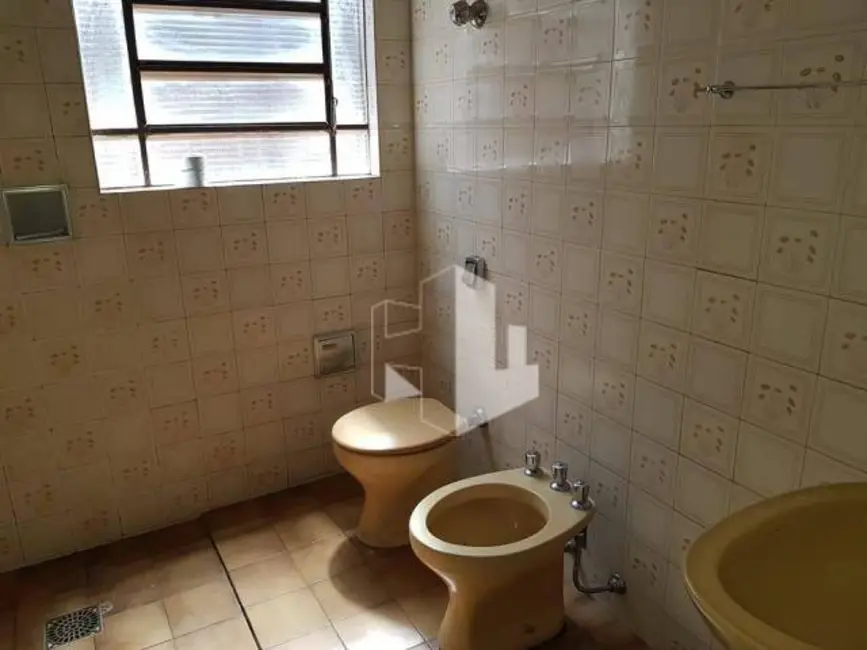 Foto 9 de Casa com 2 quartos à venda, 210m2 em Centro, Jau - SP