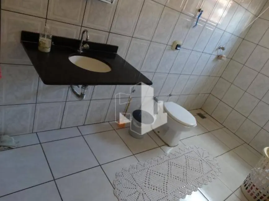 Foto 3 de Casa com 3 quartos à venda, 520m2 em Vila Sampaio Bueno, Jau - SP