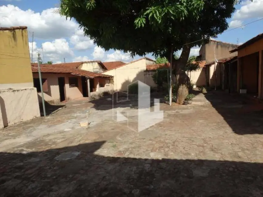 Foto 5 de Casa com 3 quartos à venda, 520m2 em Vila Sampaio Bueno, Jau - SP