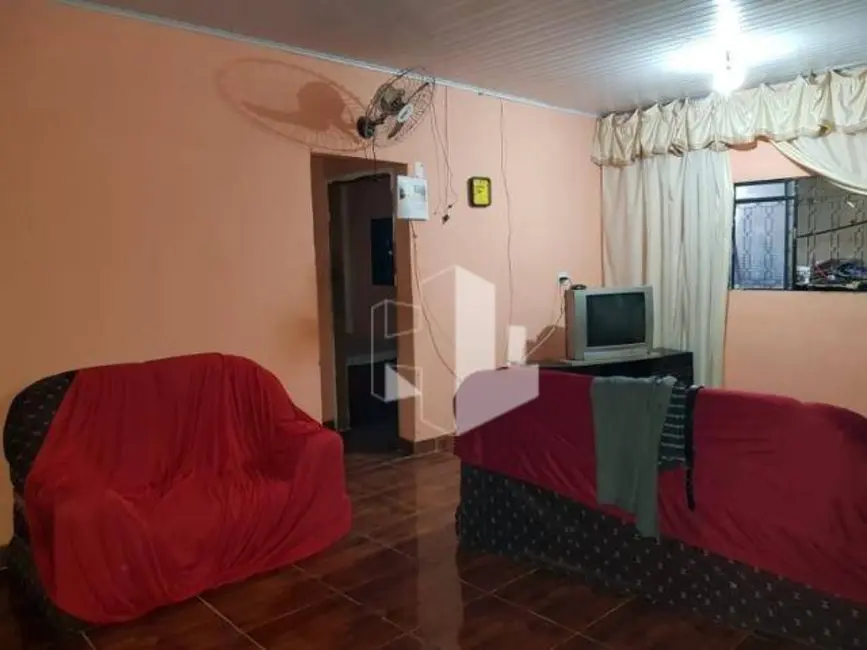 Foto 3 de Casa com 2 quartos à venda, 280m2 em Vila Ivan, Jau - SP