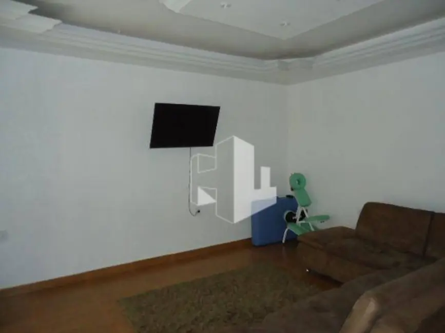 Foto 3 de Casa com 3 quartos à venda, 125m2 em Jardim Odete, Jau - SP