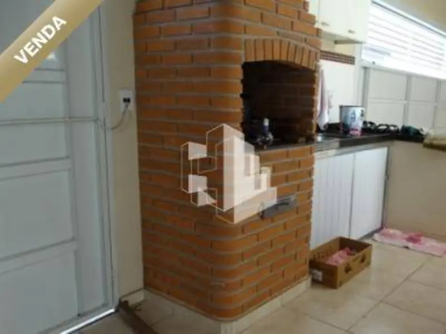 Foto 1 de Casa com 3 quartos à venda, 180m2 em Jardim Itamarati, Jau - SP