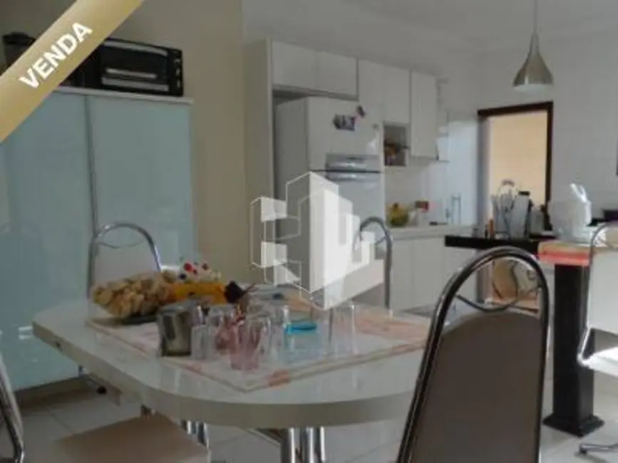 Foto 4 de Casa com 3 quartos à venda, 180m2 em Jardim Itamarati, Jau - SP